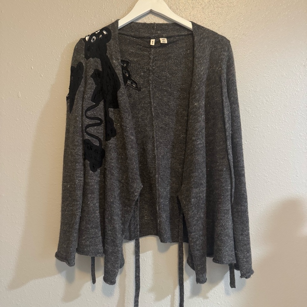 Anthropologie Moth Wool Linen Wrap Sweater Gray Lace Appliqué Bohemian Cardigan‎